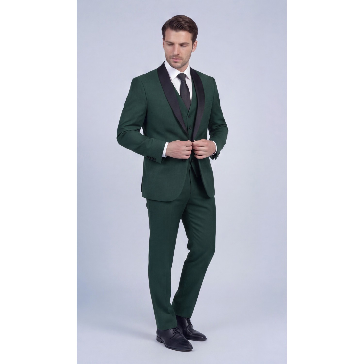 Life Style Butiken Γαμπριάτικο Κοστούμι Three-Pieces Μονόκουμπο Με Σατέν Πέτο LS126700 GREEN