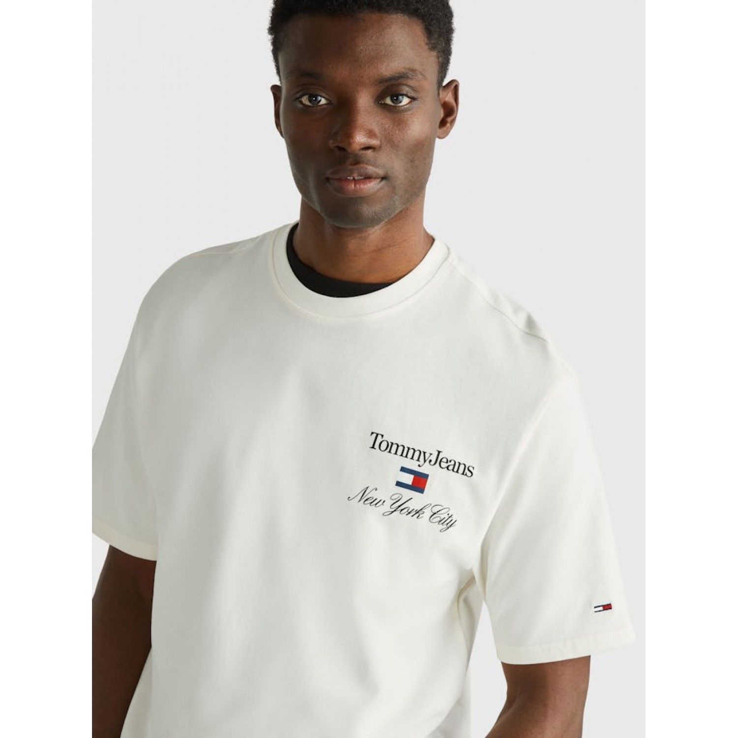 Tommy Hilfiger DM0DM17732YBH Εκρού Ανδρική κοντομάνικη μπλούζα Oversized