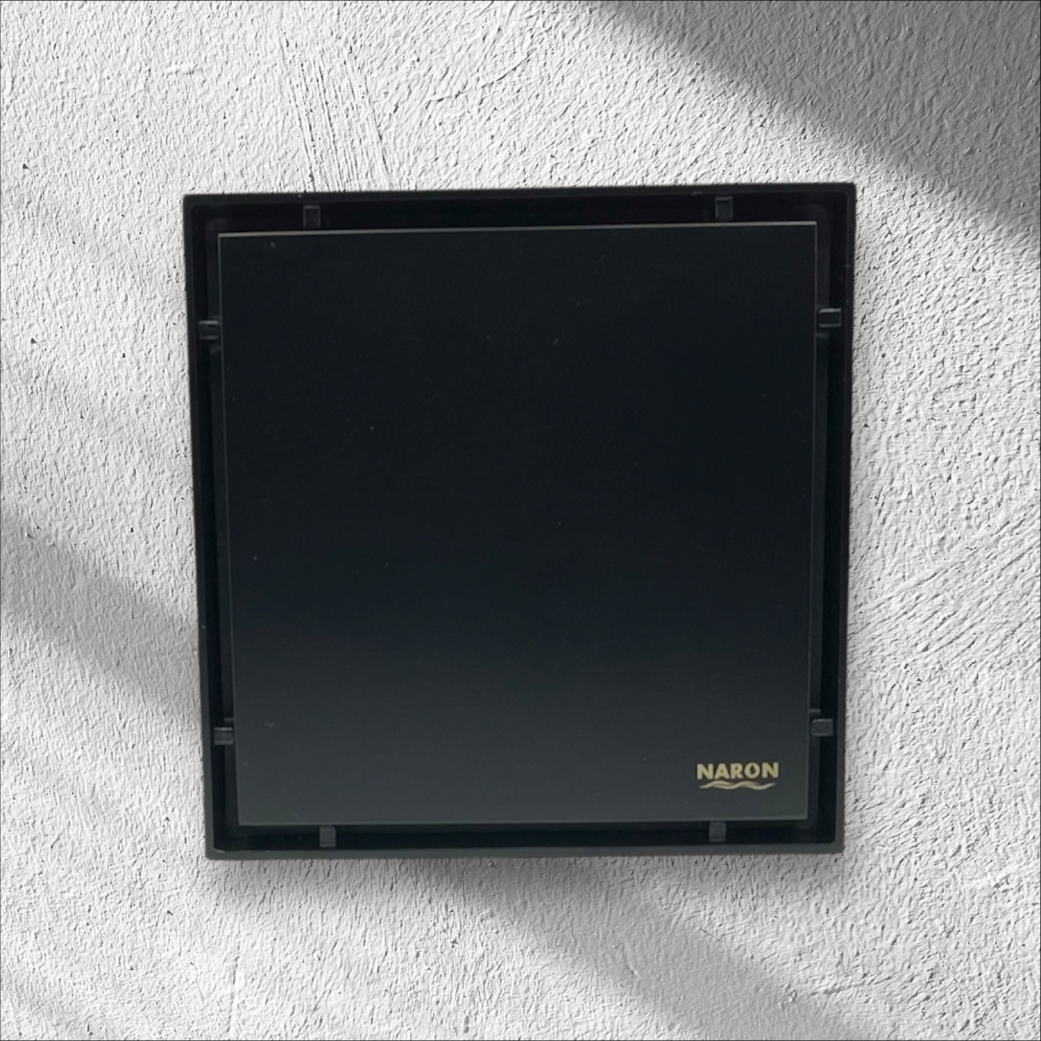 NARON Τετράγωνο σιφόνι μπάνιου 15εκ X 15εκ NR2010 BLACK MAT