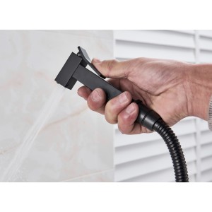 Αναμεικτικος μίκτης εντοιχισμού με ντουζάκι shut-off, για πλύση ατομικής υγιεινής ή πλύση λεκάνης wc MELLRAIN CZ5530 BLACK MAT