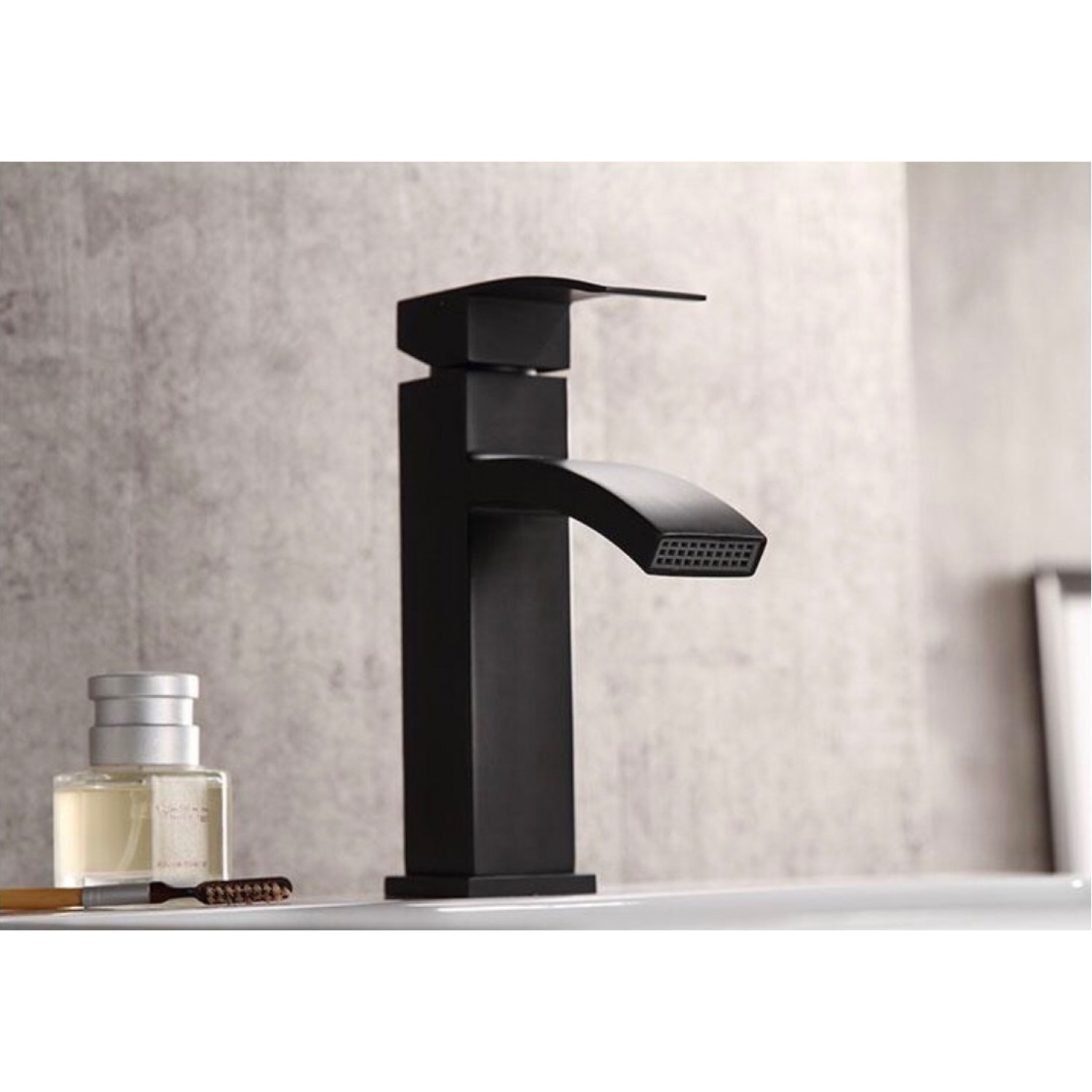 Μπαταρία Νιπτήρα Luxury Χαμηλή ανάμεικτη PO0016 ΜΑΥΡΟ