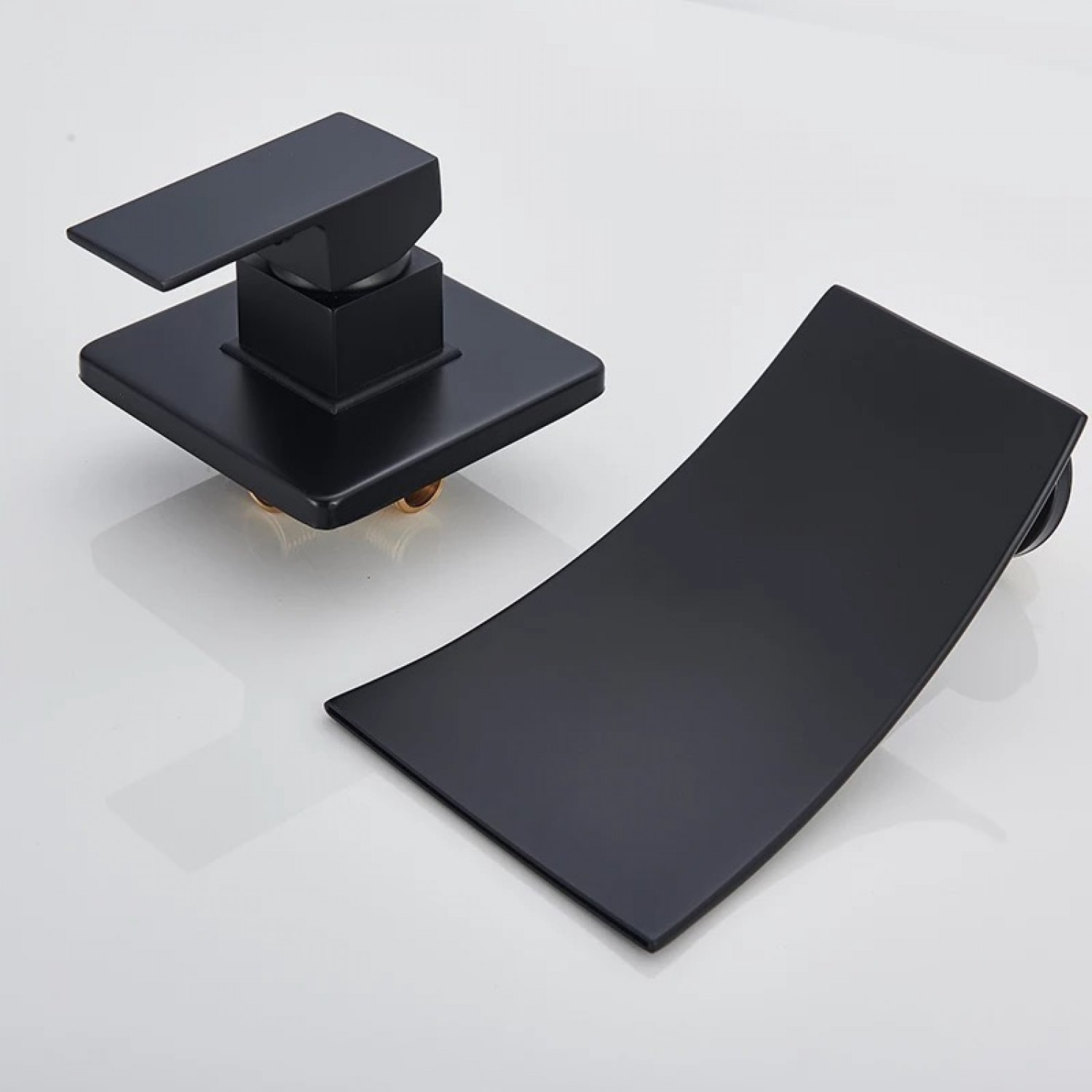 Luxury Επιτοίχια Βρύση Νιπτήρα Καταρράκτη με στόμιο μονής λαβής ανάμεικτη ζεστό κρύο MR7080 ΜΑΥΡΟ