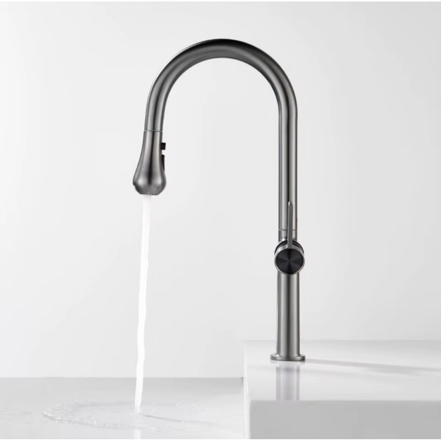 NARON Ψηλή Μπαταρία κουζίνας με αποσπώμενο επεκτεινόμενο ντουζ NR1310 GUN METAL