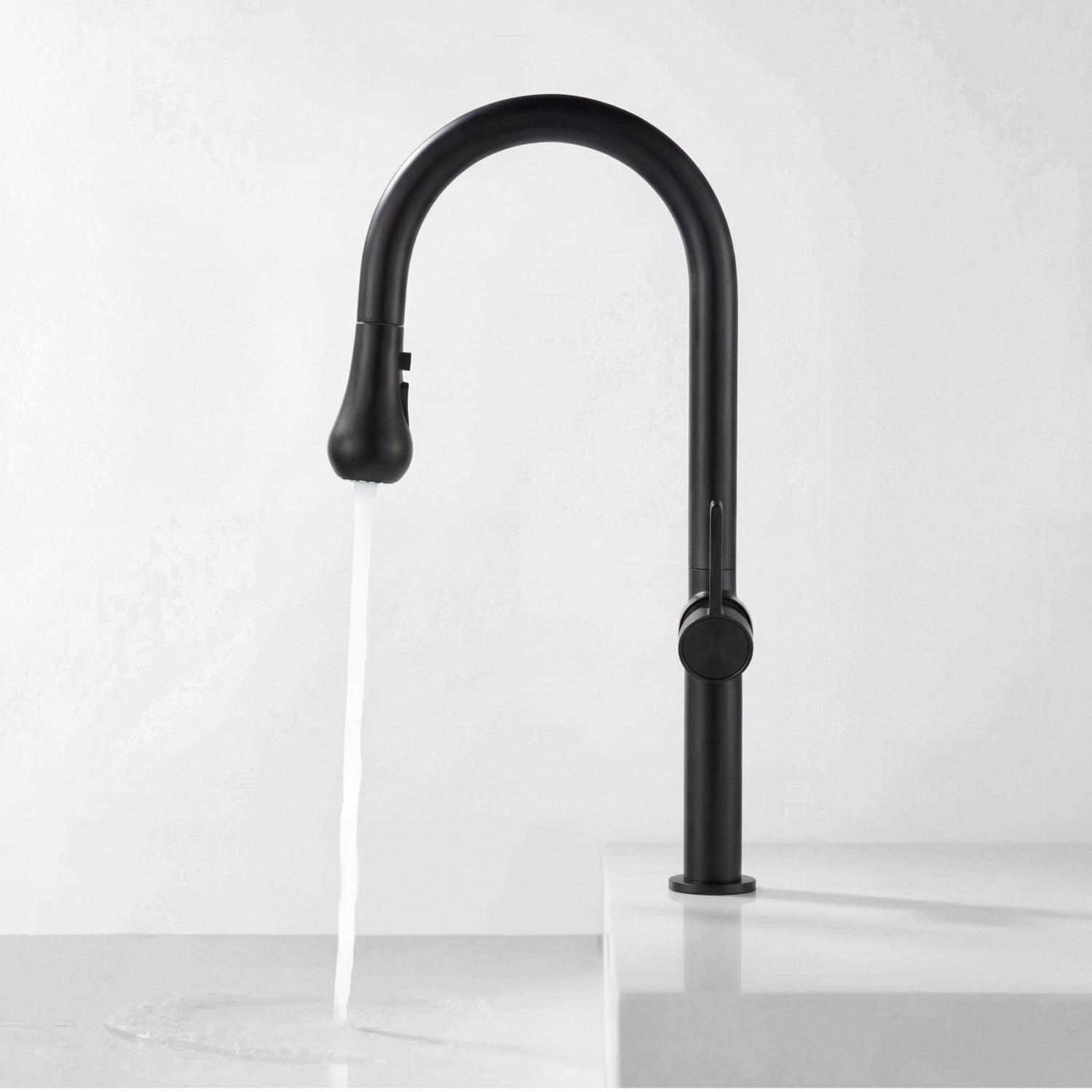 NARON Ψηλή Μπαταρία κουζίνας με αποσπώμενο επεκτεινόμενο ντουζ NR1310 Black Mat