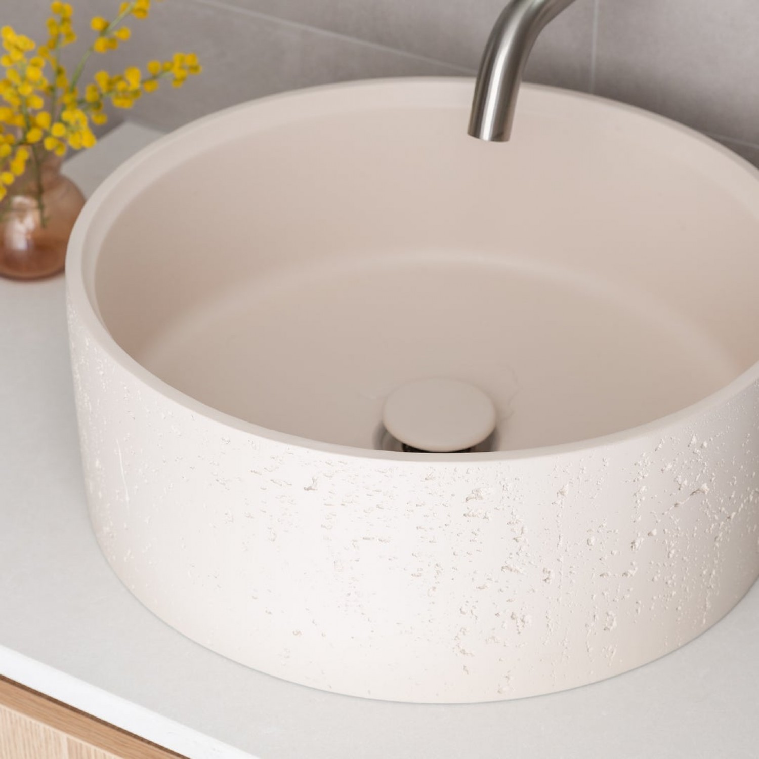 Naron Επιτραπέζιος Πέτρινος στρογγυλός νιπτήρας μπάνιου 39.5cm X 12cm με Pop-Up Waste NR-B001 Beige