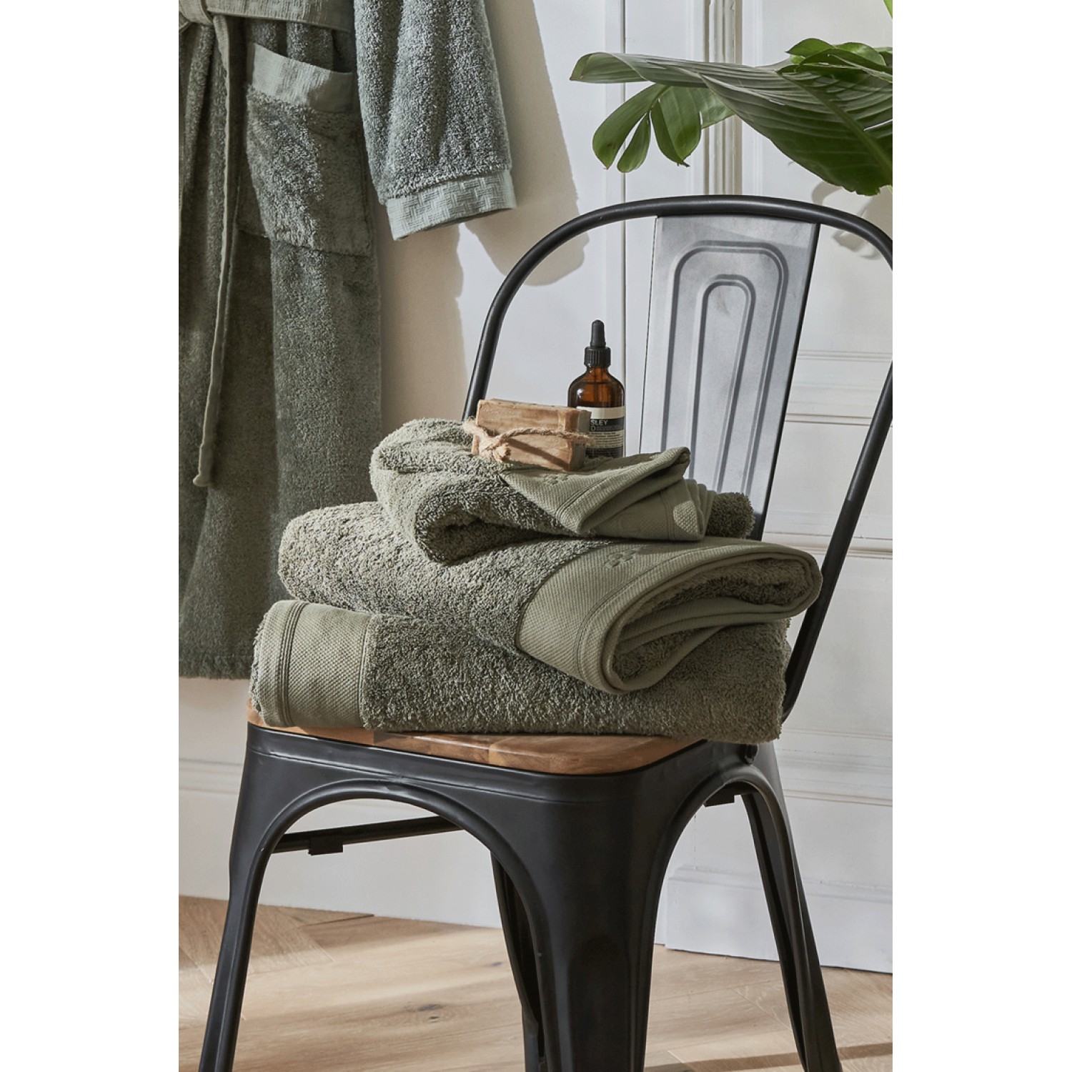 Nydel Paris 21 x 15 cm Βιολογικό Γάντι μπάνιου από εξαιρετικά απαλό και παχύ οργανικό βαμβάκι 700 g/m² ND3372360 Chaki