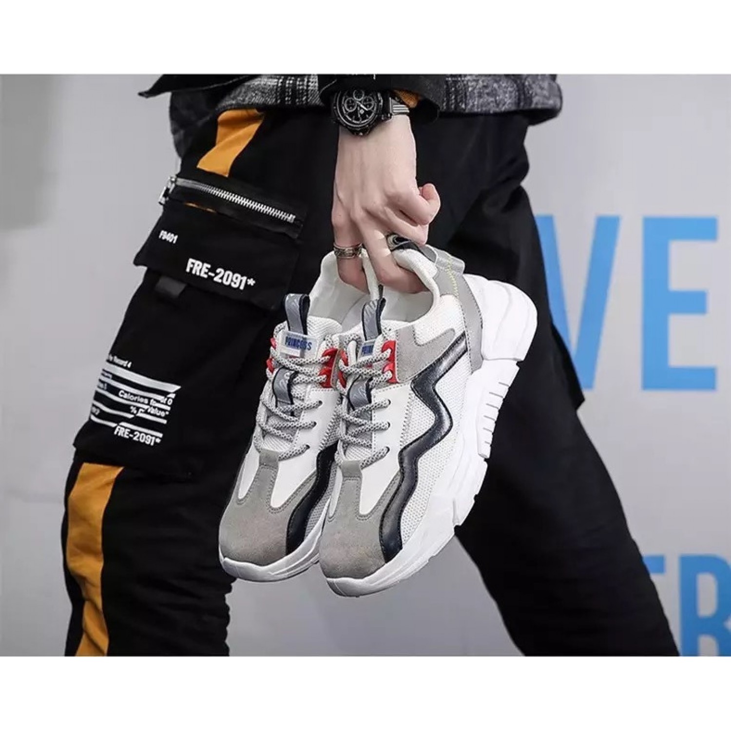 Life Style Butiken Running Shoes for Men Χρωματιστό παπούτσι 4X33 λευκό με μπλε και κόκκινο